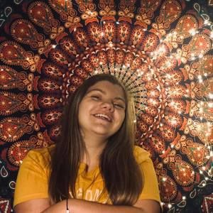 Meet your Posher, Jillian